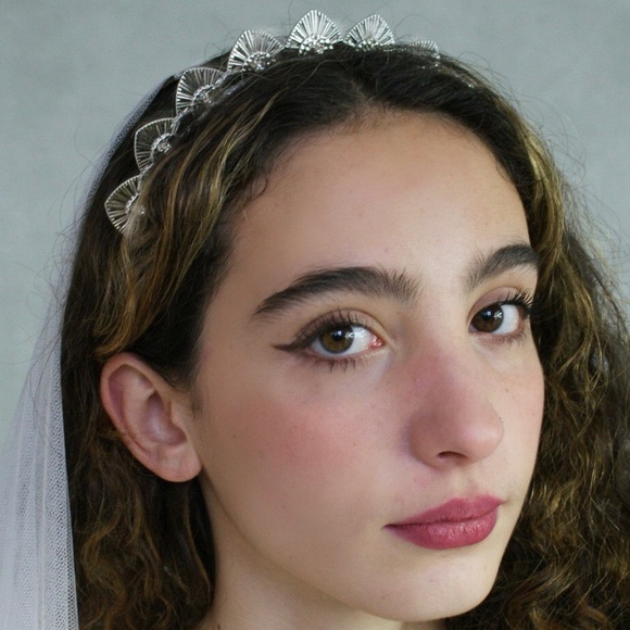 🍁 SALE! Bridal Headpiece - Picture 1 of 4
